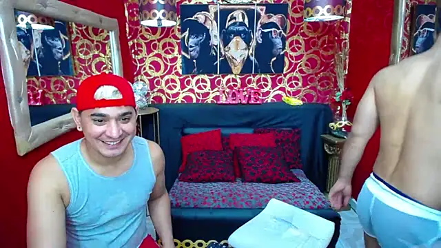 Snapshot of BOYSPEIN chatting on February 24, 10:48 am BOYSPEIN online show from February 24, 10:48 am