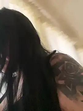 Snapshot of eva_sexx69 chatting on June 27, 12:10 pm eva sexx69 online show from June 27, 12:10 pm