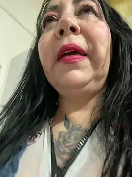 Snapshot of eva_sexx69 chatting on July 2, 12:00 pm eva sexx69 online show from July 2, 12:00 pm