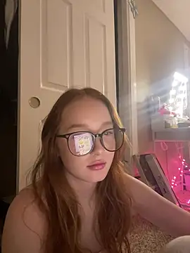 gingerbabe18 online show from February 16, 3:58 am