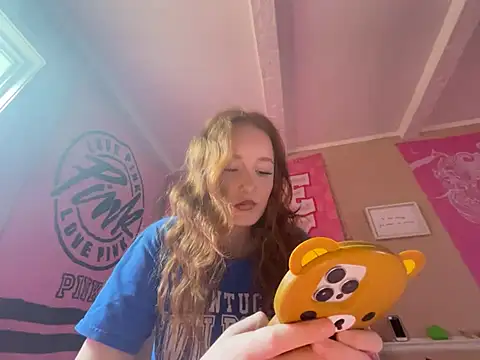 gingerbabe18 online show from May 20, 10:27 pm