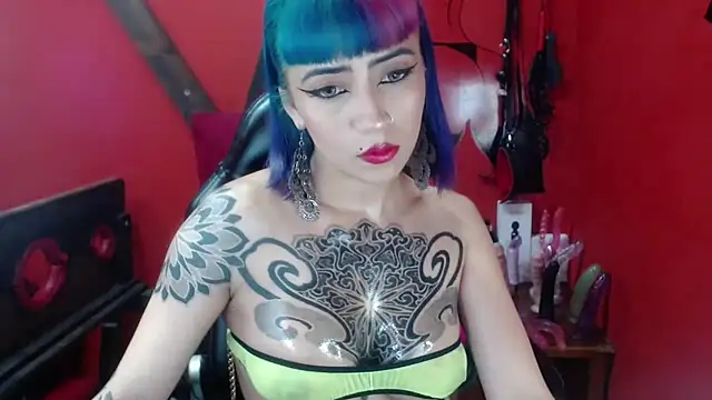 Snapshot of AlissaPeachx chatting on January 12, 3:49 am AlissaPeachx online show from January 12, 3:49 am
