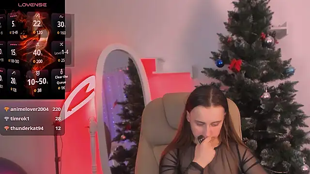 Snapshot of Dolly__Queen_ chatting on December 8, 2:49 am Dolly Queen online show from December 8, 2:49 am