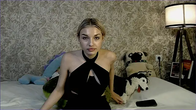 Ella Milla online show from November 10, 10:31 pm