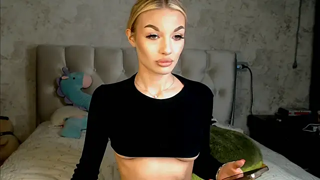 Ella Milla online show from March 26, 3:28 pm