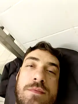 Snapshot of Piroca_meladinha chatting on November 4, 2:43 am Piroca meladinha online show from November 4, 2:43 am