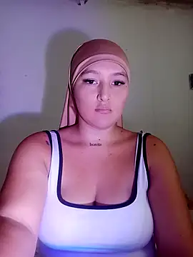 Celeste camila18 online show from October 26, 10:04 pm