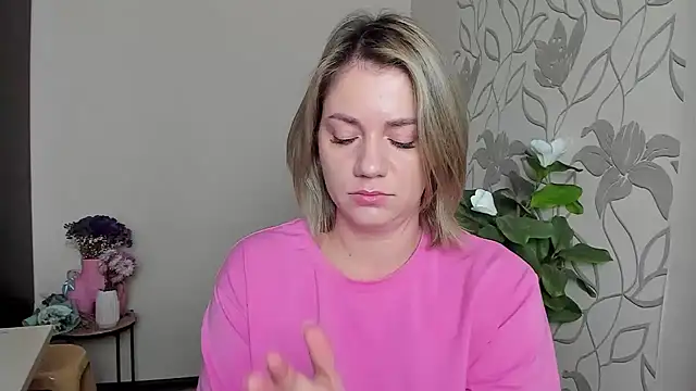 MariaSttone online show from September 17, 6:59 am