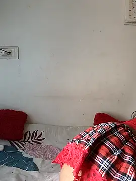 sandy naughty online show from November 6, 8:15 am