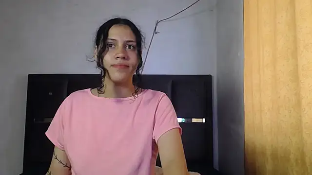 Snapshot of realshy-Stepsis chatting on April 10, 1:49 pm realshy-Stepsis online show from April 10, 1:49 pm