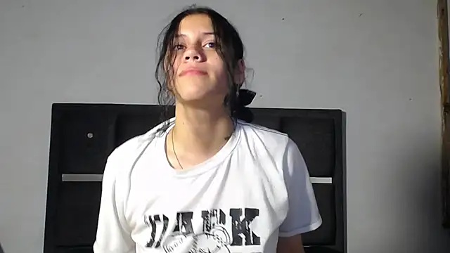 Snapshot of realshy-Stepsis chatting on May 2, 1:27 pm realshy-Stepsis online show from May 2, 1:27 pm
