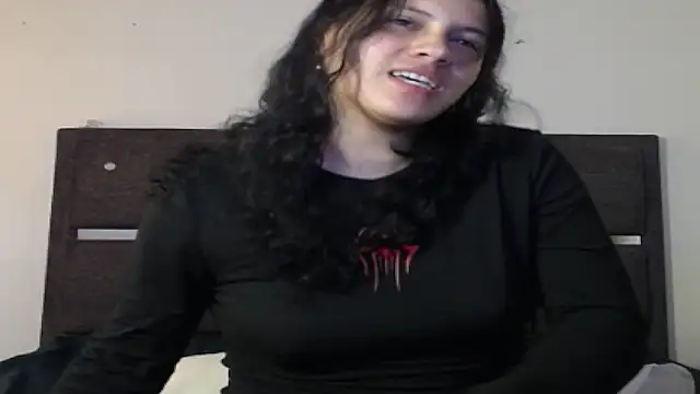 Snapshot of realshy-Stepsis chatting on June 11, 12:36 pm realshy-Stepsis online show from June 11, 12:36 pm