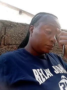 Snapshot of Sexyebonyxxx87 chatting on October 6, 3:42 pm Sexyebonyxxx87 online show from October 6, 3:42 pm