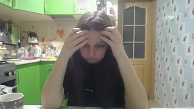 Snapshot of CatMelissa chatting on June 9, 10:10 pm CatMelissa online show from June 9, 10:10 pm