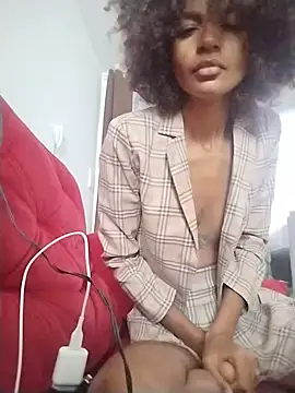 Snapshot of Emanuelle_manu chatting on December 16, 12:16 pm Emanuelle manu online show from December 16, 12:16 pm