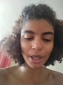 Snapshot of Emanuelle_manu chatting on January 26, 11:39 pm Emanuelle manu online show from January 26, 11:39 pm
