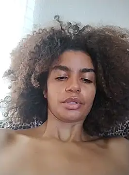 Snapshot of Emanuelle_manu chatting on February 12, 4:22 pm Emanuelle manu online show from February 12, 4:22 pm