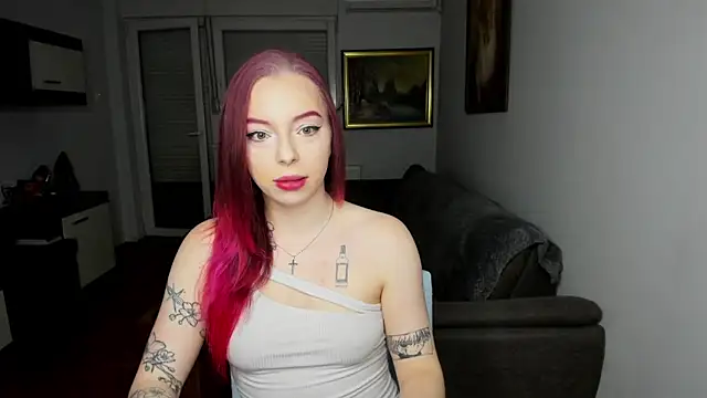 Martha Cameron online show from March 18, 9:40 pm