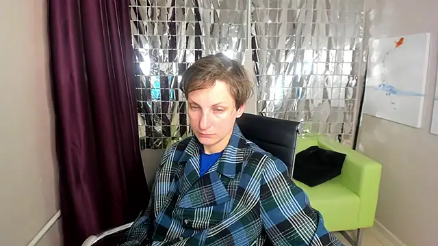 Snapshot of AuroraScript chatting on March 23, 3:54 am AuroraScript online show from March 23, 3:54 am