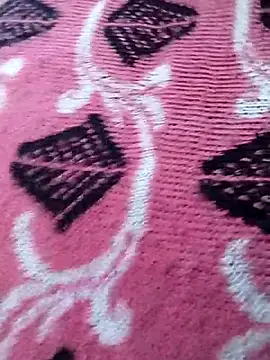 Snapshot of saloni19881 chatting on December 1, 4:39 am saloni19881 online show from December 1, 4:39 am