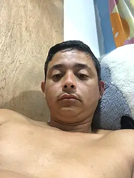 isacalejandroo online show from January 30, 12:27 pm