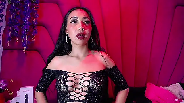 nathalia pink online show from October 27, 8:13 pm