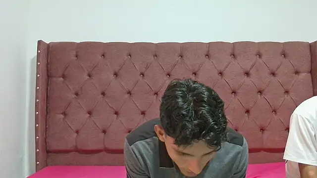 boys yourparty online show from March 4, 1:17 pm