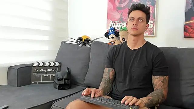 JeanBroc online show from November 4, 7:57 pm