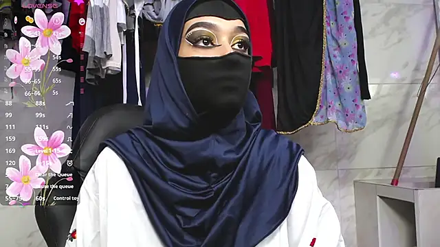 Snapshot of shaila_anali chatting on December 11, 12:33 am shaila anali online show from December 11, 12:33 am