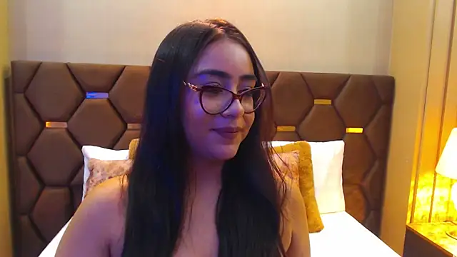 DevonPiers online show from December 11, 3:05 pm