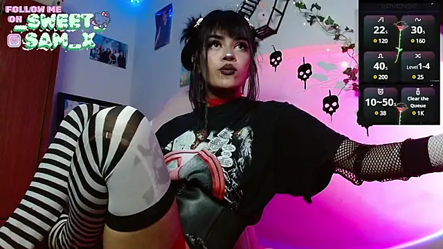 Snapshot of sweet_Samx chatting on January 11, 6:35 am sweet Samx online show from January 11, 6:35 am