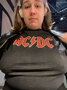 SuzieMurray online show from February 28, 11:25 am