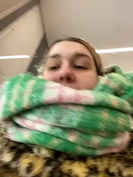 SuzieMurray online show from March 20, 11:27 am