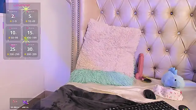 Snapshot of AlexaFoxy18 chatting on February 20, 5:18 pm AlexaFoxy18 online show from February 20, 5:18 pm