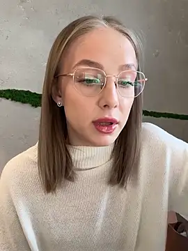 Snapshot of CaseyStar chatting on February 13, 10:02 am CaseyStar online show from February 13, 10:02 am