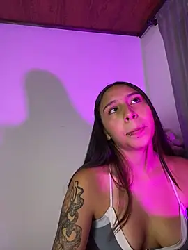 Snapshot of -Stephany- chatting on March 9, 5:44 am -Stephany- online show from March 9, 5:44 am