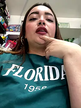 Snapshot of Tatiana_O chatting on September 24, 5:05 pm Tatiana O online show from September 24, 5:05 pm