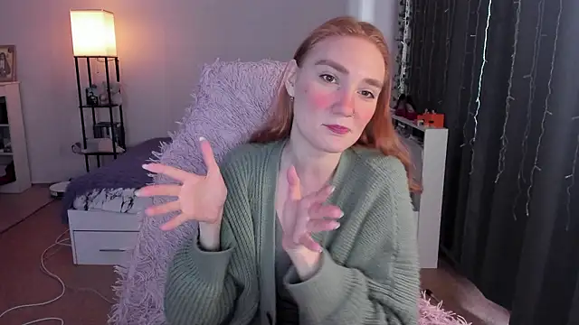 ReddHotPipper online show from March 1, 4:03 am