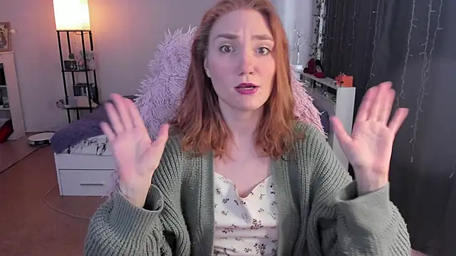 ReddHotPipper online show from March 11, 3:56 am