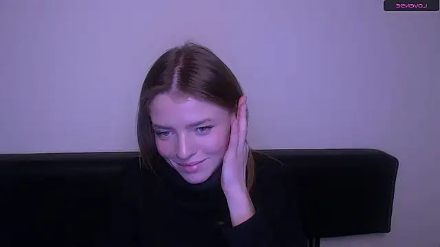 Snapshot of MissOliviaa_ chatting on December 13, 12:50 pm MissOliviaa online show from December 13, 12:50 pm