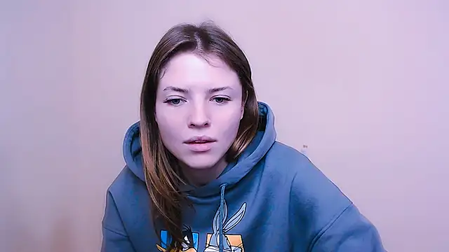 Snapshot of MissOliviaa_ chatting on January 10, 4:30 pm MissOliviaa online show from January 10, 4:30 pm