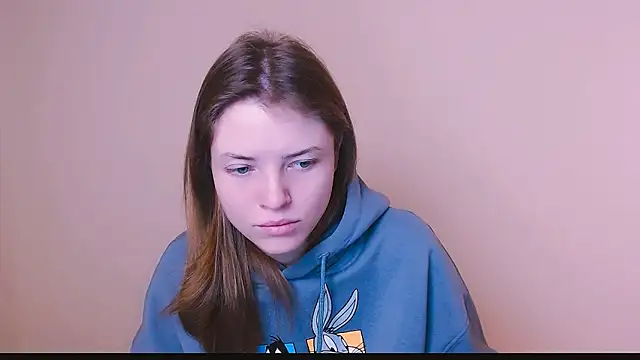 Snapshot of MissOliviaa_ chatting on February 7, 9:26 am MissOliviaa online show from February 7, 9:26 am