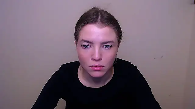 Snapshot of MissOliviaa_ chatting on February 12, 1:27 pm MissOliviaa online show from February 12, 1:27 pm