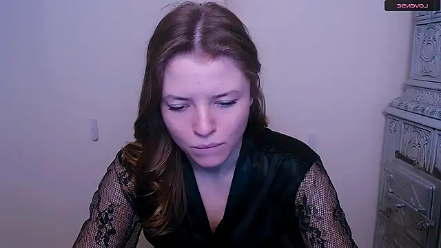 Snapshot of MissOliviaa_ chatting on February 15, 1:27 pm MissOliviaa online show from February 15, 1:27 pm