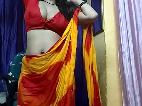poojaxxx65 online show from March 12, 11:00 pm