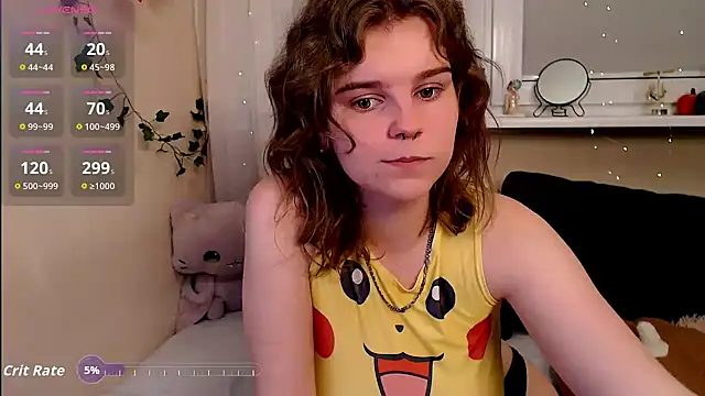 Snapshot of Moona_xx chatting on October 26, 10:47 pm Moona xx online show from October 26, 10:47 pm
