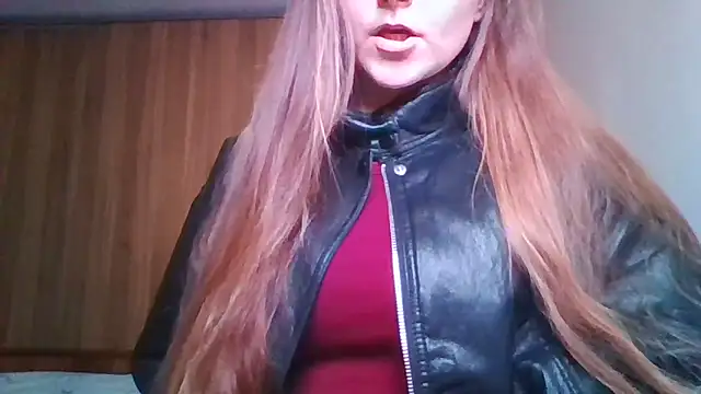 Evasapples online show from March 29, 9:59 pm