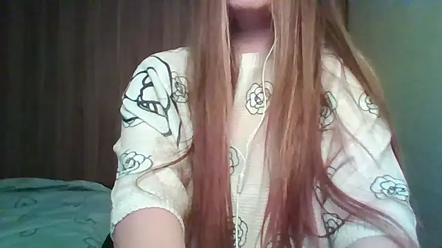 Evasapples online show from April 2, 7:33 pm