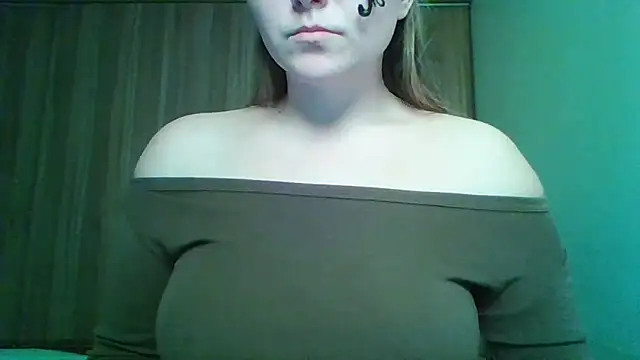 Evasapples online show from April 4, 10:07 pm