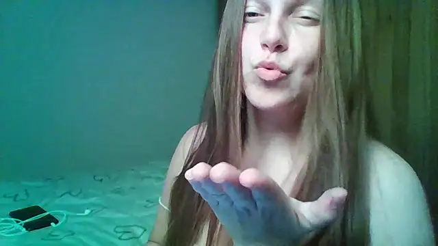 Evasapples online show from April 10, 10:03 pm